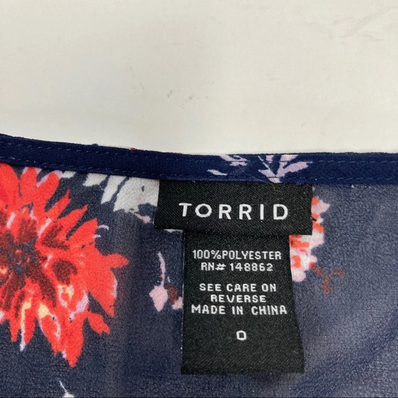 Torrid Womens 0 Plus Floral Sheer Crop Blouse - Picture 5 of 7